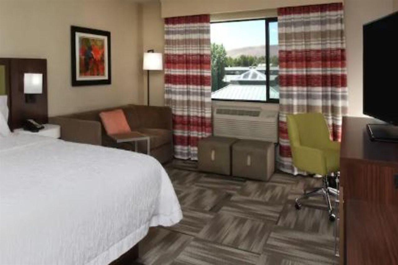 Hampton Inn Richland-Tri Cities Экстерьер фото